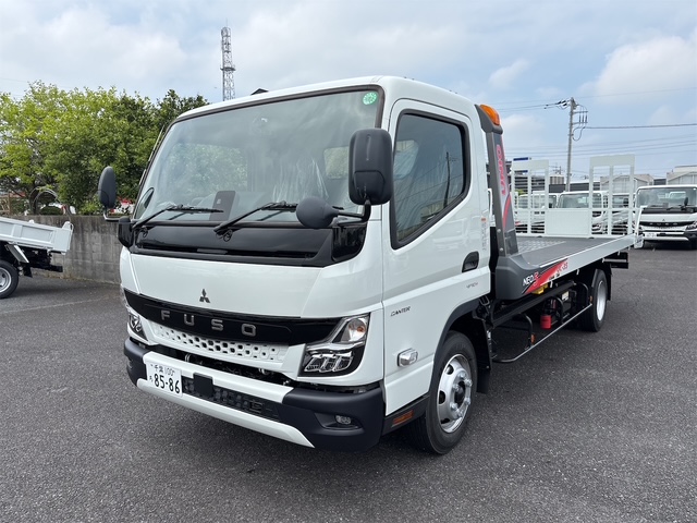 三菱　キャンター3ｔ　UC35　(2RG－FEB80)